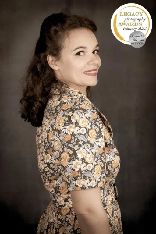 agathe en robe vintage